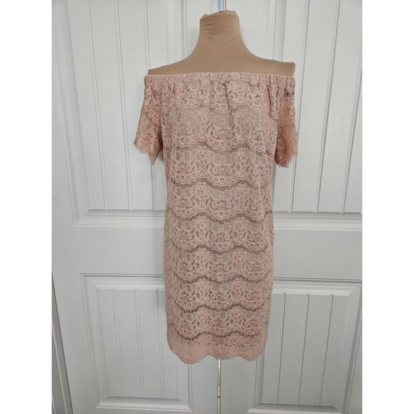 Signature Studio Pink Lace Off Shoulder Dress Size M NWT STYLE STFDK6385 - Picture 2 of 4